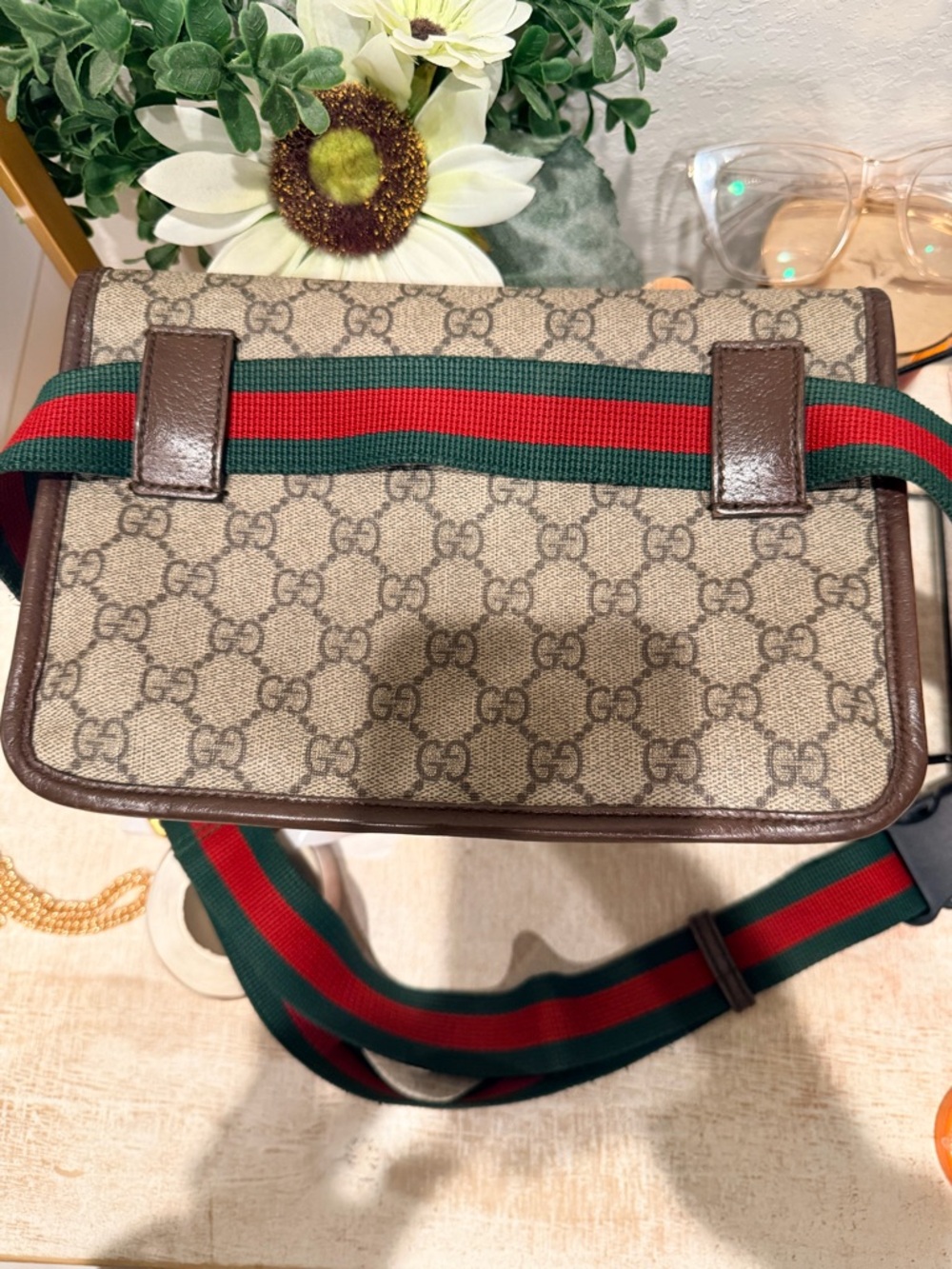 Gucci Vintage Neo GG Supreme Messenger Bag - Picture 11 of 12